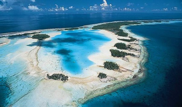 atoll rangiroa
