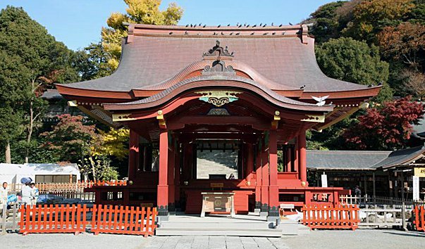 hram tsurugaoka hatimangu