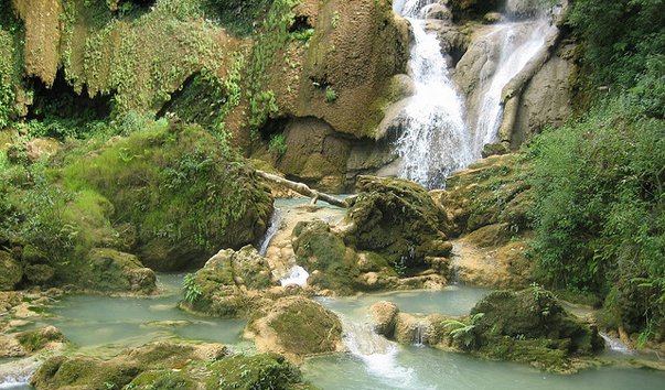 laosskij vodopad hoang si