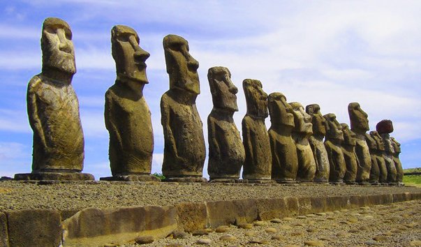 pamjatniki moai